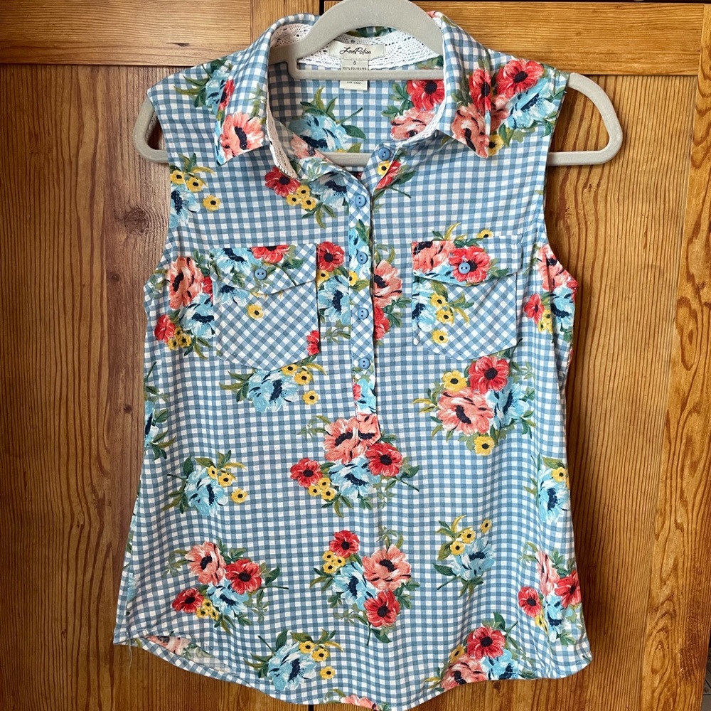 Small Floral Checked Top